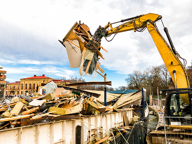 Best Professional Junk Removal  in Flower Hill, NY